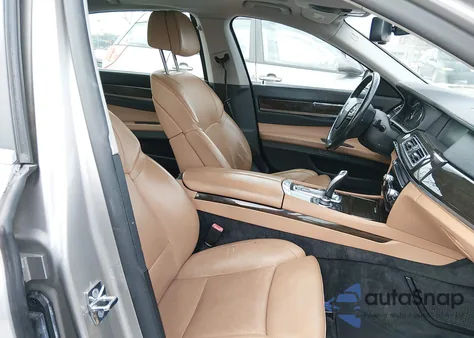 2009 BMW 750Li from USA, damaged, VIN WBAKB83569CY59496